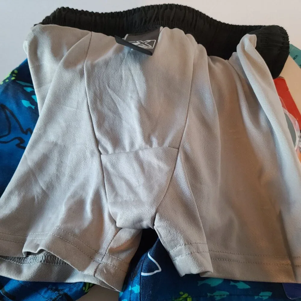 XEROXPOSUR SWIM SHORTS & GOGLES UPF 50 + OCEAN SHARK MOTIF SZ6/7